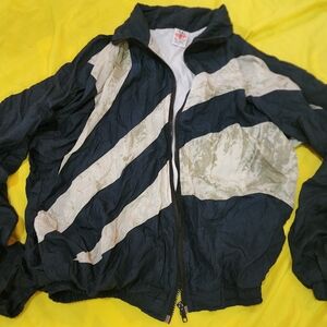 Vintage Black and Cream Windbreaker Jacket